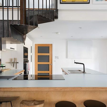 Stay Lagom Riders Lodge 巴利卡斯尔 外观 照片